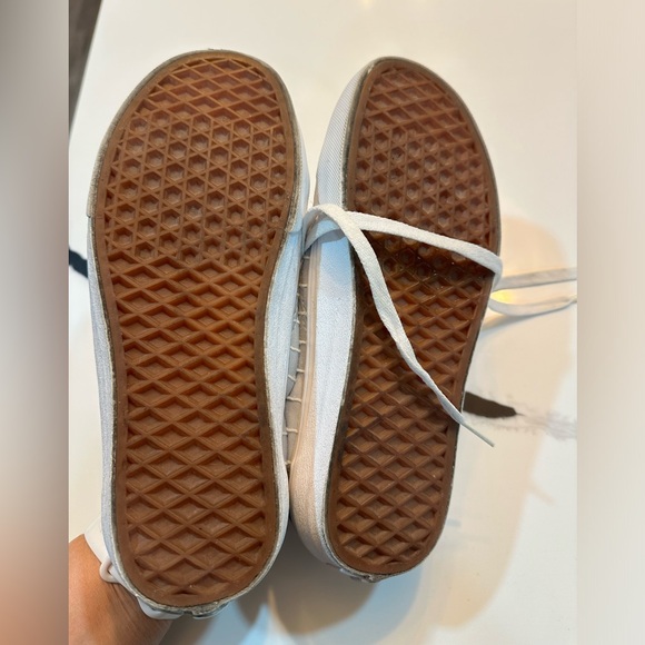 VANS - Grey Suede & Cream checkered Vans Lace-Up - 6M / 7.5W - Picture 3 of 5